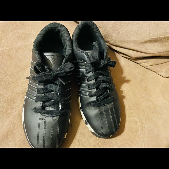 KSwiss - Picture 4 of 5